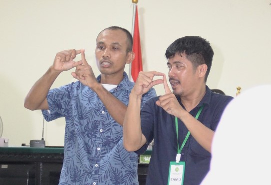 bahasa isyarat