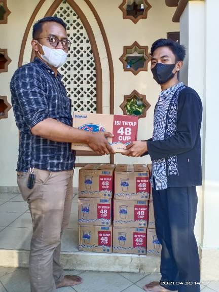 berbagi 4