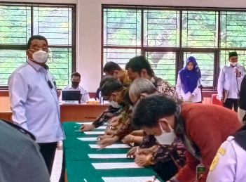 pakta integritas PT Makassar