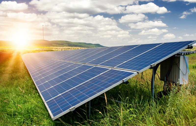 Panel Surya Solusi Hemat Energi untuk Rumah Anda
